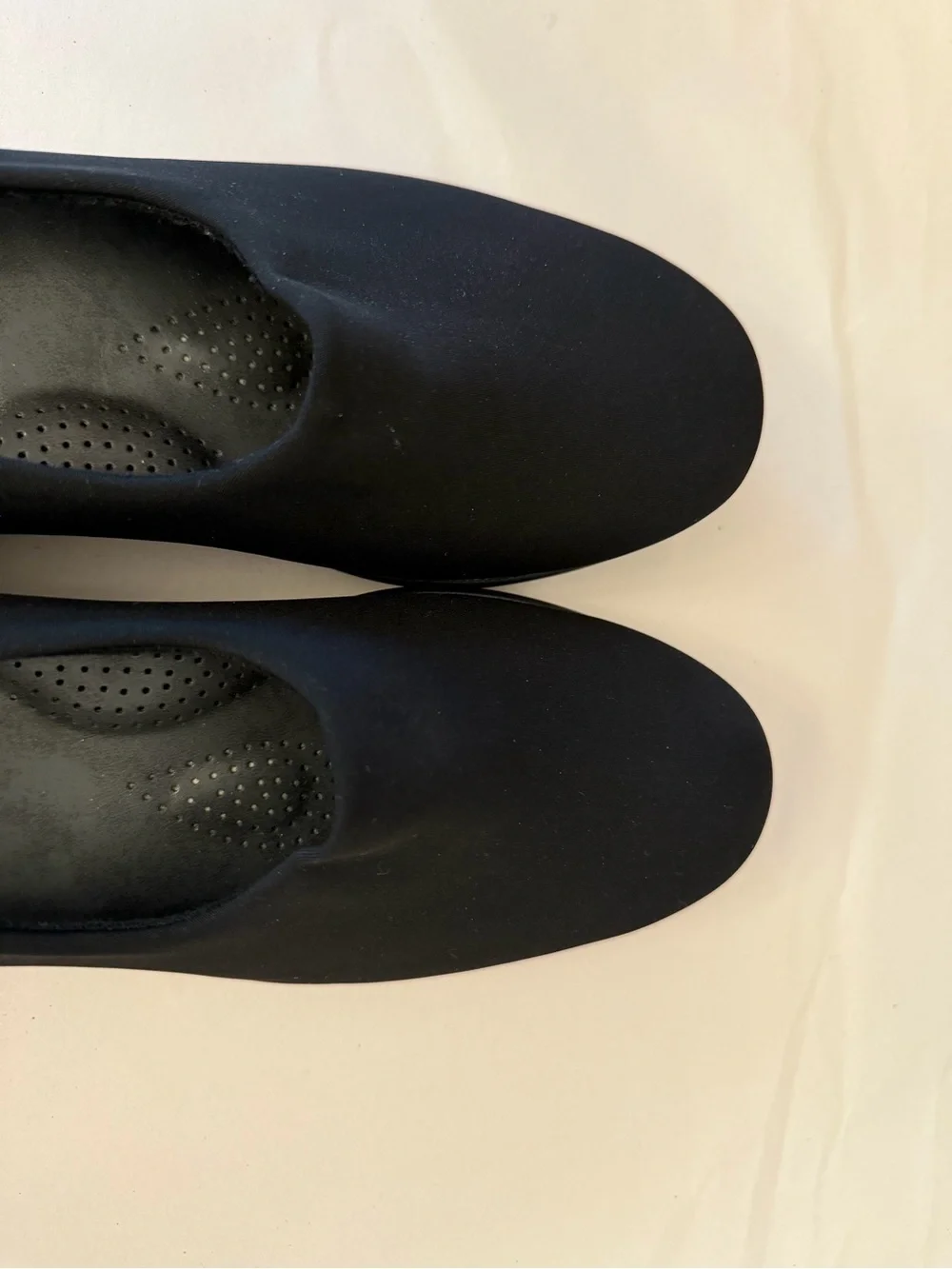 SAS Black Slip-On Wedge Loafers Sz 8W tri pad comfort